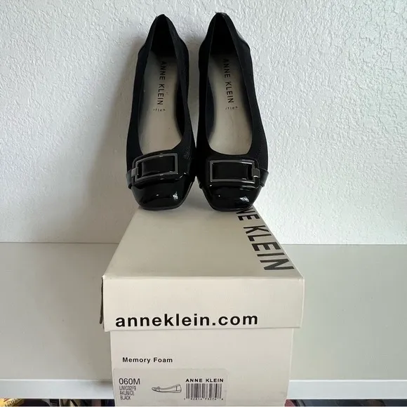 Anne Klein Ulivera Black Flats Slip On Comfortable Memory Foam SZ 6