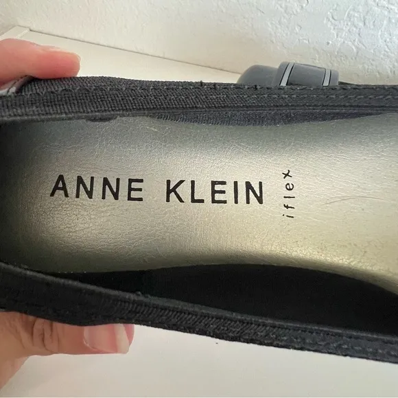Anne Klein Ulivera Black Flats Slip On Comfortable Memory Foam SZ 6