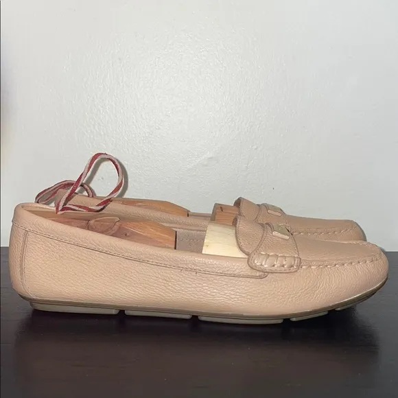 Anthropologie Calvin Klein Leta Leather Flats/Slip Ons.  Size 9.  Rubber Soles