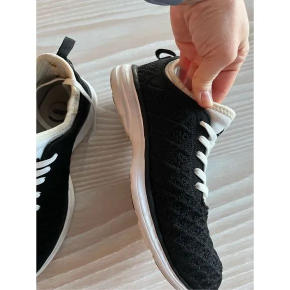 APL TechLoom Phantom mesh sneakers size 6.5