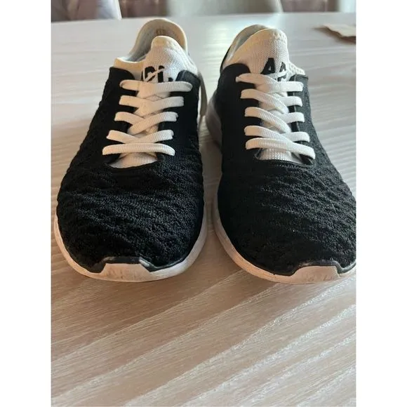 APL TechLoom Phantom mesh sneakers size 6.5