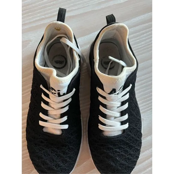 APL TechLoom Phantom mesh sneakers size 6.5