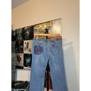 Apple bottom jeans
