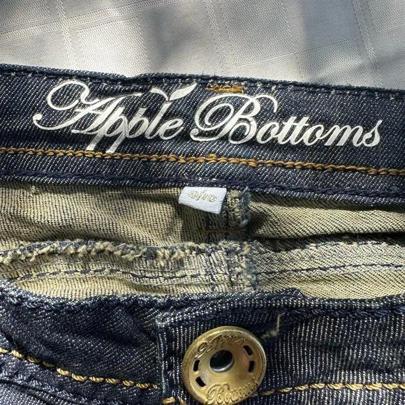 Apple bottom jeans