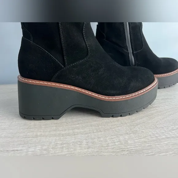 Aqua College Women's Waterproof Gina Platform Black Suede Boots Size 7.5