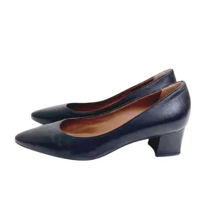 Aquatalia Black Genuine Leather Flats Pointed Toe Classic low heel 9.5