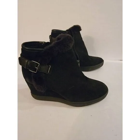 Aquatalia Christa Women's Black Suede Side Zip Fur Wedge Ankle Boots Size 8.5