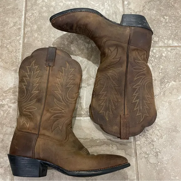 Ariat Heritage R-Toe Womens Western Cowboy Boots 8B