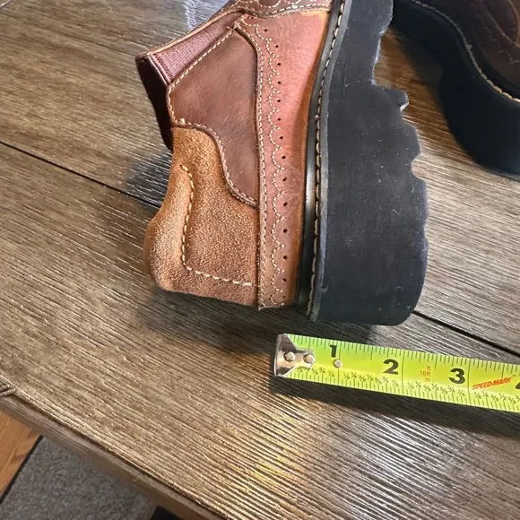 Ariat Leather Loafers Platform Lug Sole Comfort Shoes Brown Sz 7.5 Close to New!