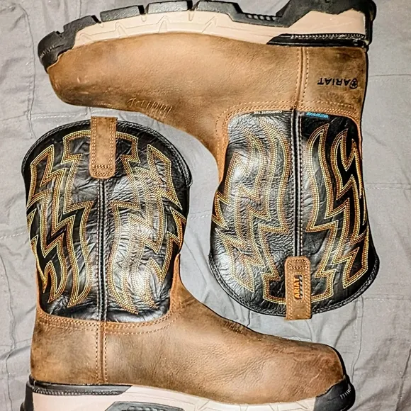 Ariat Men's Brown and Black Western Boots
