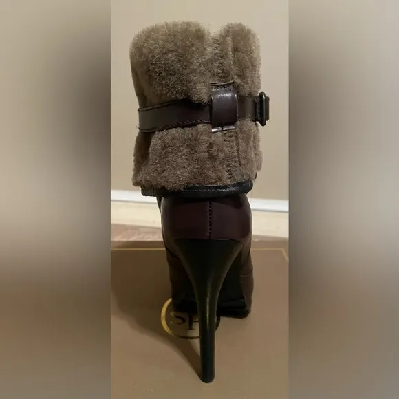 ASH ITALIA ENIGMA FUR BOOTS NEW IN BOXSIZE 10/40
