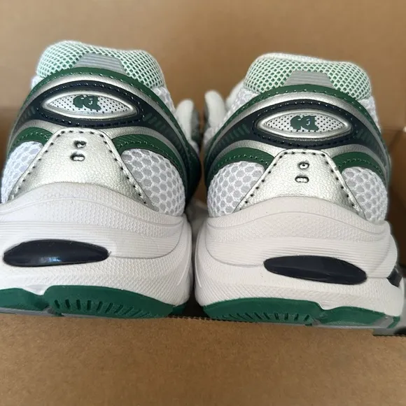 ASICS GT 2160 'Shamrock Green' Sneakers SZ 6