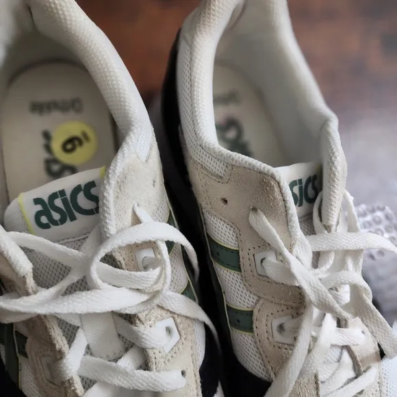 ASICS Lyte Classic Sneakers