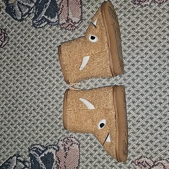 Baby Gap boots sherling yeti monster design zipper closure lined