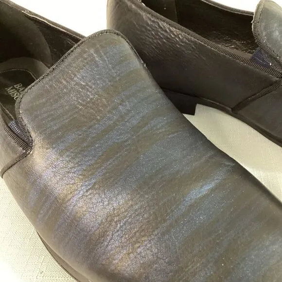 Badgley Mischka Men's Black and metallic Blue Leather Loafers Size 8.5