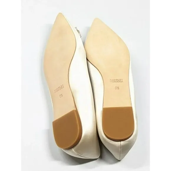Badgley Mischka Women's Davis Embellished Ivory Satin Flats Size 6.5 (MSRP $195)