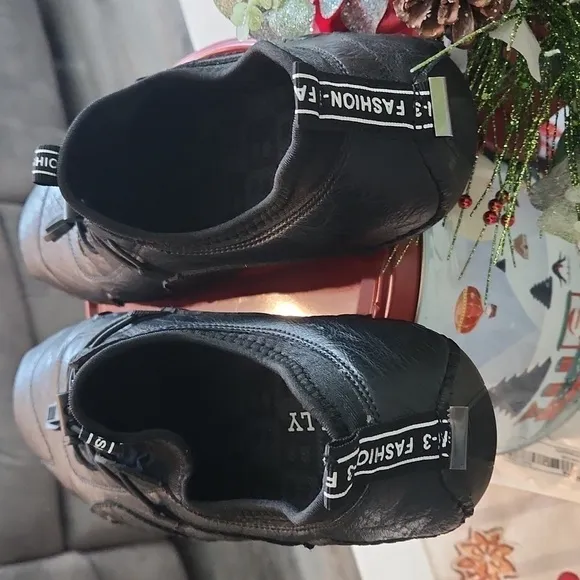 Bally Leather Loafers