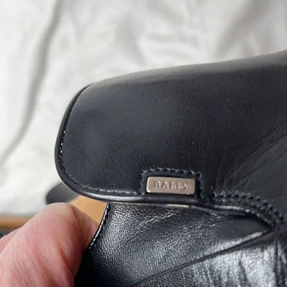 Bally Of Switzerland Parawet Men’s Leather Loafers. Size 8.