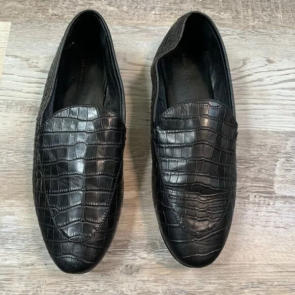 Banana Republic Black Genuine Leather Embossed Slip On Flat Loafers- Size 10