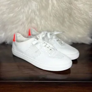 Banana Republic White Mesh Sneaker With Pink Stripe​​
