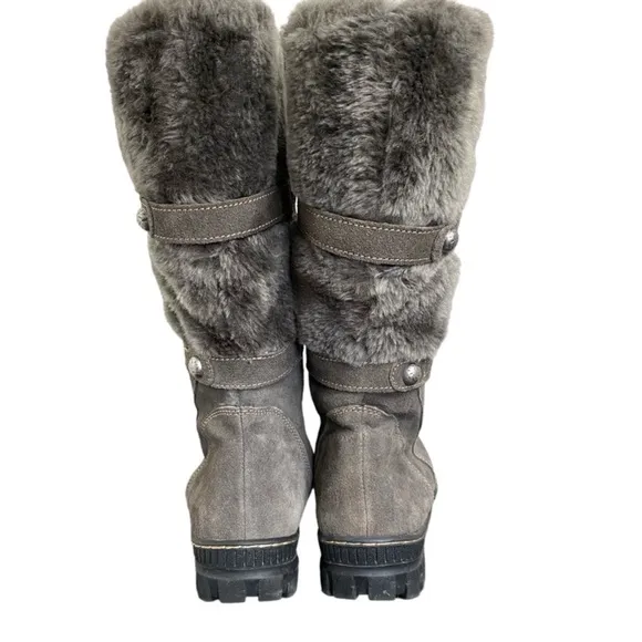 Baretraps Genuine Suede Leather Upper Faux Fur Gray Winter Boots Size 9