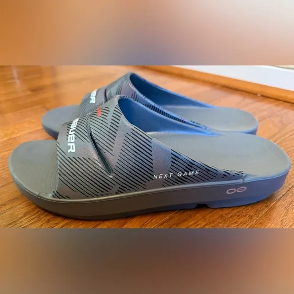 Bauer/Oofos Next Game Sport Slide Slippers in Gray size Men11 Women13