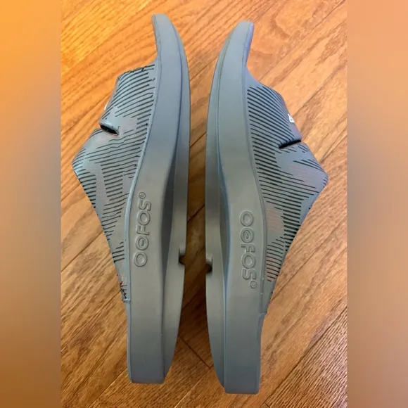 Bauer/Oofos Next Game Sport Slide Slippers in Gray size Men11 Women13