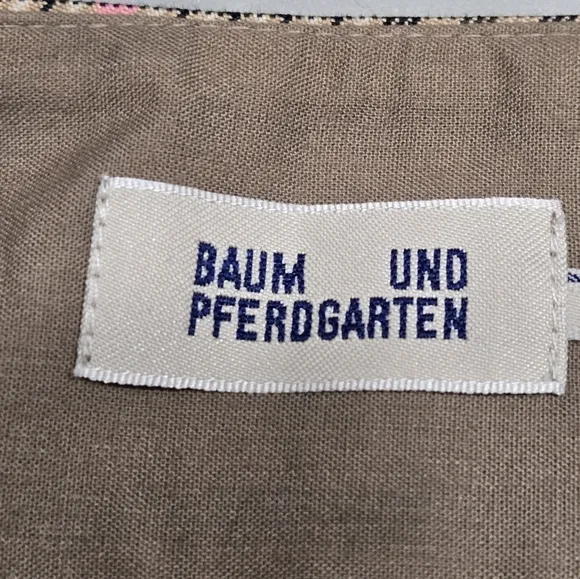 Baum Uno Pferdgarten pink plaid lined button skirt. Size  EU 40- US 8