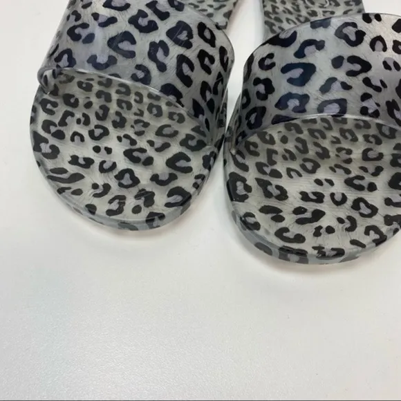 Beach by Matisse Sol Jelly Slide Sandals Leopard Cheetah Print Clear Grey 10