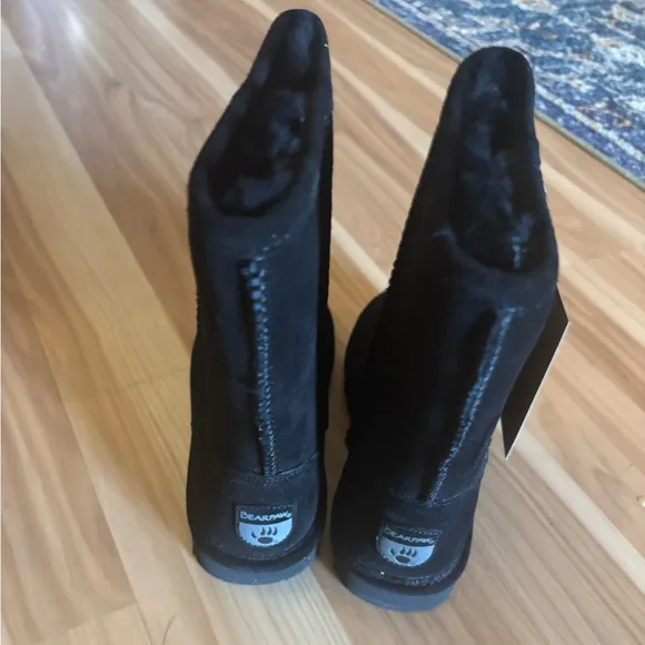 Bearpaw Elle Suede Fur Lined Boots in Black Size 6 New in Box