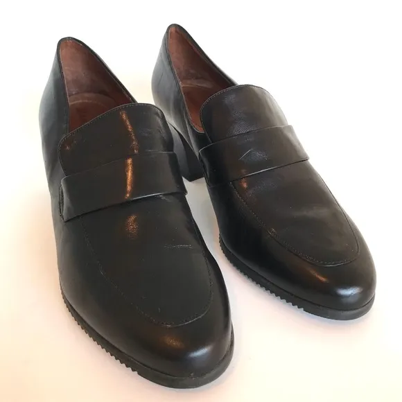 Beautifeel Rubber Soled Block Healed Loafers (7.5)