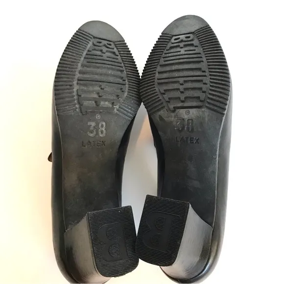 Beautifeel Rubber Soled Block Healed Loafers (7.5)