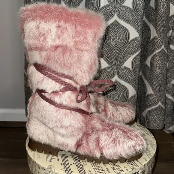 Bebe Pink Fur Boots