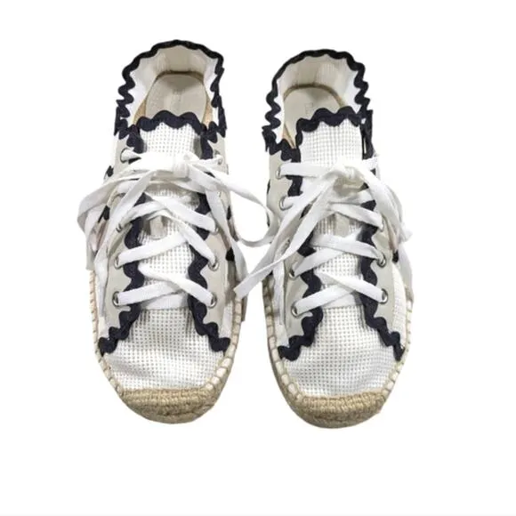 Bernardo Vale Scalloped Mesh Espadrille Sneakers EUC $159 Size 9.5  S1549
