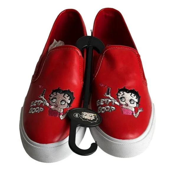 BETTY BOOP Sneakers Slip On