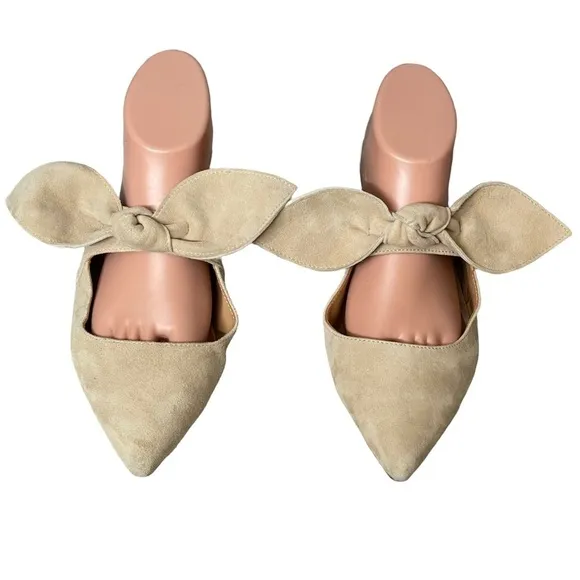 Bill Blass Suede Pointed Knotted Bow Slide Flats Size 9