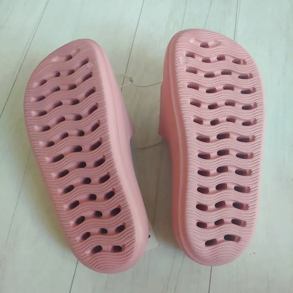BillABONG NEW Kids Cushion Platform Slides Sandals