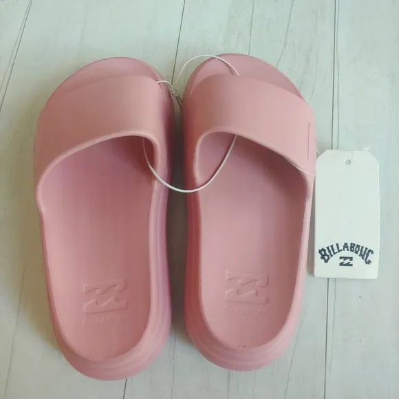 BillABONG NEW Kids Cushion Platform Slides Sandals