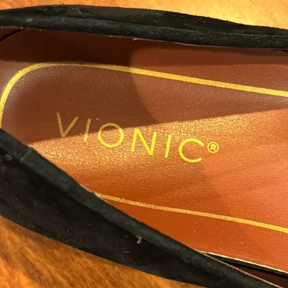 Bionic WILLA Black Leather Suede Loafers 8 1/2 Casual Classic Comfort Slip On