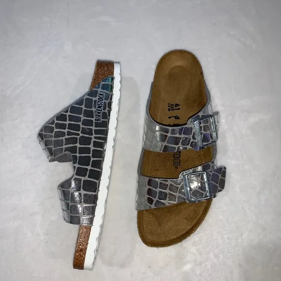 Birkenstock Arizona Iridescent Silver Sandals Slides Comfort Size 41 croc print