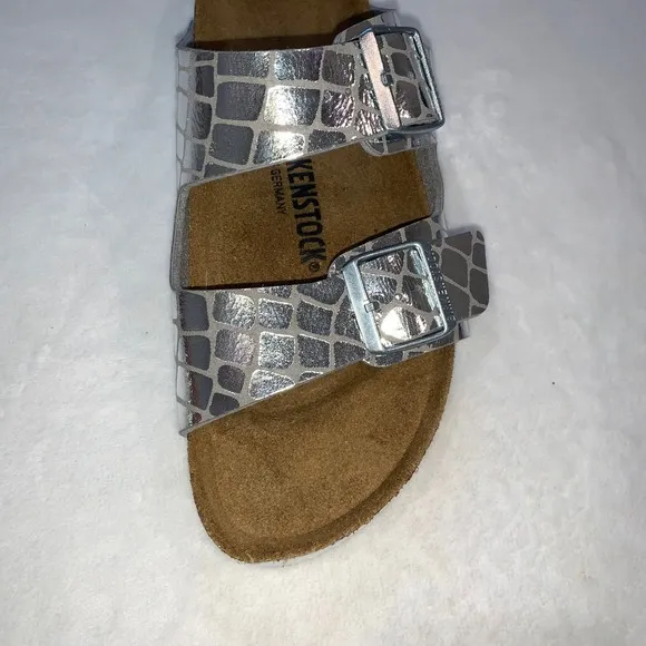 Birkenstock Arizona Iridescent Silver Sandals Slides Comfort Size 41 croc print