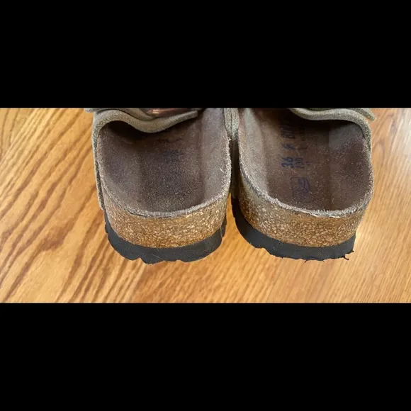 Birkenstock Slides, Taupe