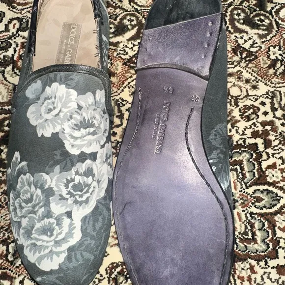 Black and Gray Floral Loafers Slip-Ons