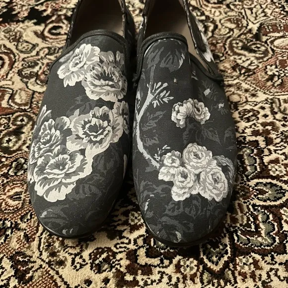 Black and Gray Floral Loafers Slip-Ons
