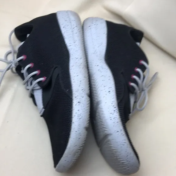 Black grey maroon Air Jordan 7.5Y