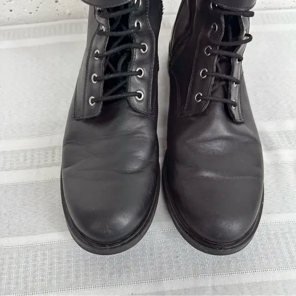 Black Suede Studio size 8 Black Lace Up Buckle Faux Sheep Fur Lined Combat Boot