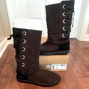 Black woven Uggs