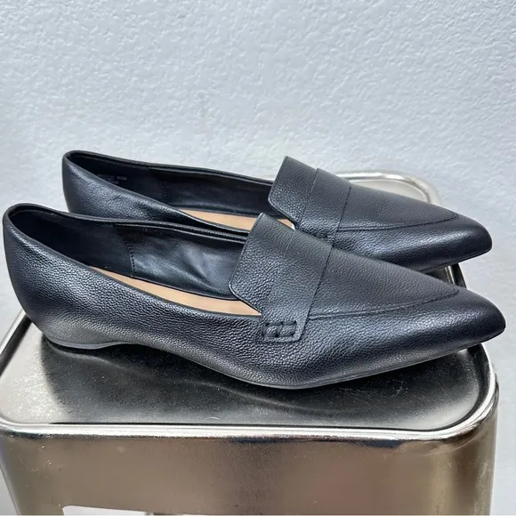 Blondo Black Leather Waterproof Flats Slip On Loafers for Women 9.5 Career Tara