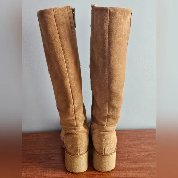 BLONDO Tan Suede Boots Size 6