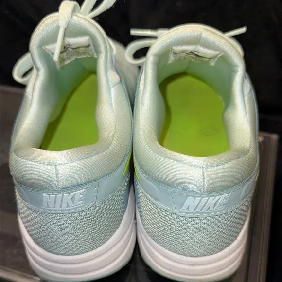 Blue Athletic Sneakers with Breathable Mesh